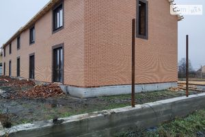 Продається будинок 2 поверховий 90 кв. м з терасою
