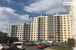 Продається 2-кімнатна квартира 69.04 кв. м у Чернігові