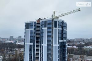 Продается 2-комнатная квартира 72 кв. м в Чернигове