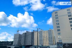Продается 3-комнатная квартира 87.9 кв. м в Чернигове