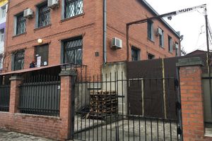 Продається офіс 800 кв. м в бізнес-центрі