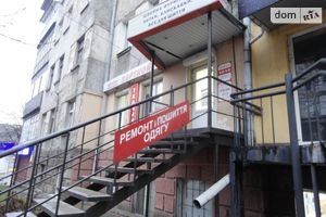 Продается нежилое помещение в жилом доме 71 кв. м в 5-этажном здании