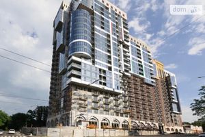 Продается 2-комнатная квартира 64 кв. м в Днепре