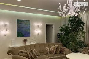 Продается 4-комнатная квартира 180 кв. м в Днепре