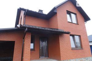 Продається будинок 2 поверховий 120 кв. м з каміном
