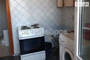 Продается 4-комнатная квартира 87 кв. м в Киеве