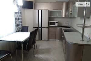 Продається 2-кімнатна квартира 72 кв. м у Харкові