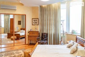Продается 2-комнатная квартира 119 кв. м в Одессе