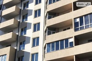 Продается 1-комнатная квартира 37 кв. м в Ивано-Франковске