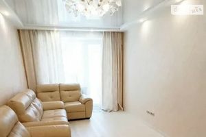 Продается 3-комнатная квартира 72 кв. м в Днепре