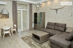 Сдается в аренду 3-комнатная квартира 72 кв. м в Николаеве