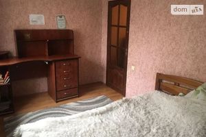 Продается 3-комнатная квартира 52 кв. м в Хмельницком