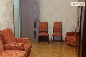 Продается 1-комнатная квартира 32.5 кв. м в Ивано-Франковске