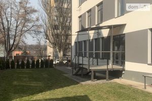 Продается помещения свободного назначения 64 кв. м в 4-этажном здании