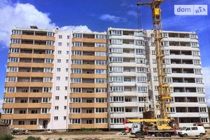 Продается 1-комнатная квартира 36.5 кв. м в Чернигове