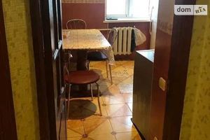 Продається 2-кімнатна квартира 47 кв. м у Полтаві