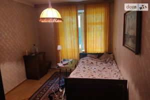 Здається в оренду кімната 70 кв. м у Івано-Франківську