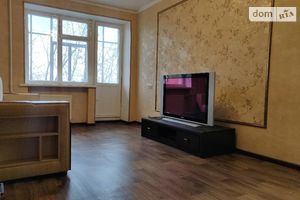 Сдается в аренду 1-комнатная квартира 30 кв. м в Черкассах