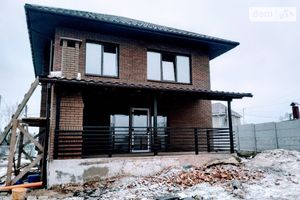 Продается дом на 2 этажа 160 кв. м с балконом