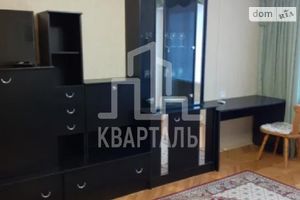 Сдается в аренду 1-комнатная квартира 40 кв. м в Киеве