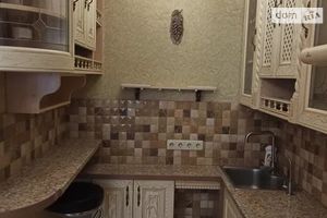 Сдается в аренду 1-комнатная квартира 48 кв. м в Киеве