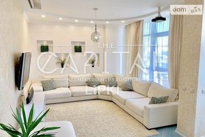 Продается 3-комнатная квартира 155 кв. м в Киеве