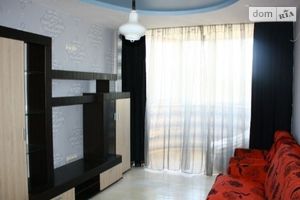 Продається 2-кімнатна квартира 65 кв. м у Одесі