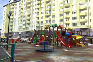 Продается 3-комнатная квартира 99.2 кв. м в Вышгороде