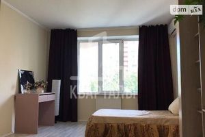 Сдается в аренду 3-комнатная квартира 100 кв. м в Киеве