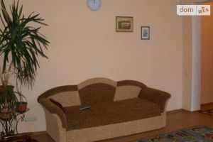 Продается 2-комнатная квартира 65 кв. м в Житомире