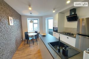 Сдается в аренду 1-комнатная квартира 42 кв. м в Тернополе