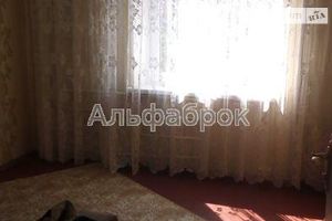 Сдается в аренду 4-комнатная квартира 100 кв. м в Киеве