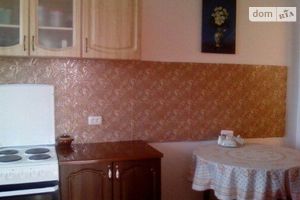 Сдается в аренду 1-комнатная квартира 37 кв. м в Луцке
