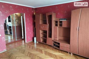 Продается 4-комнатная квартира 88 кв. м в Житомире