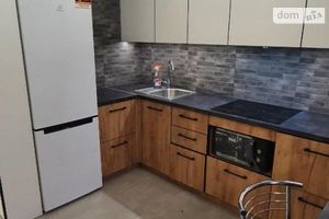 Здається в оренду 1-кімнатна квартира 34 кв. м у Києві