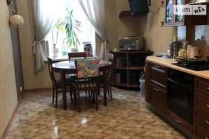Продається 3-кімнатна квартира 210 кв. м у Києві
