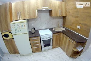 Сдается в аренду 1-комнатная квартира 35 кв. м в Виннице
