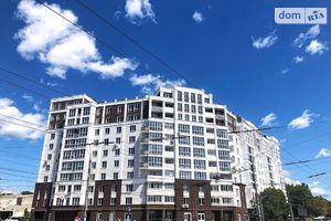 Продается 4-комнатная квартира 179.38 кв. м в Чернигове