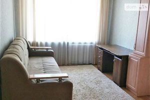 Продається 2-кімнатна квартира 46.5 кв. м у Херсоні
