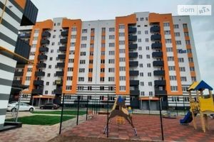 Продається 2-кімнатна квартира 66 кв. м у Полтаві