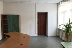 Сдается в аренду офис 112 кв. м в административном здании