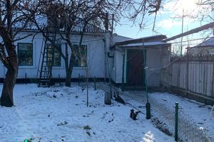 Продается часть дома 43 кв. м с беседкой
