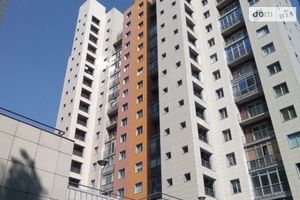 Продається 4-кімнатна квартира 127 кв. м у Дніпрі
