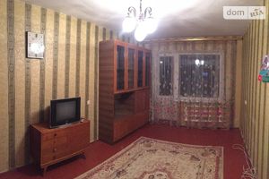 Продається 1-кімнатна квартира 35 кв. м у Рівному