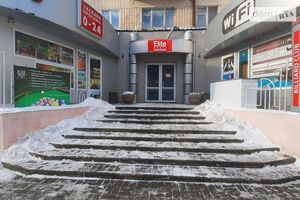 Здається в оренду нежитлове приміщення в житловому будинку 500 кв. м в 5-поверховій будівлі
