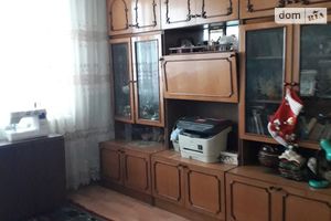 Продается 3-комнатная квартира 64 кв. м в Черновцах