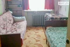 Здається в оренду кімната 38 кв. м у Рівному