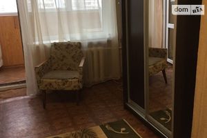 Сдается в аренду 1-комнатная квартира 25 кв. м в Киеве