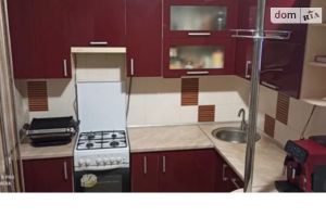 Продається 2-кімнатна квартира 74 кв. м у Рівному