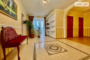 Продається 3-кімнатна квартира 93 кв. м у Миколаєві